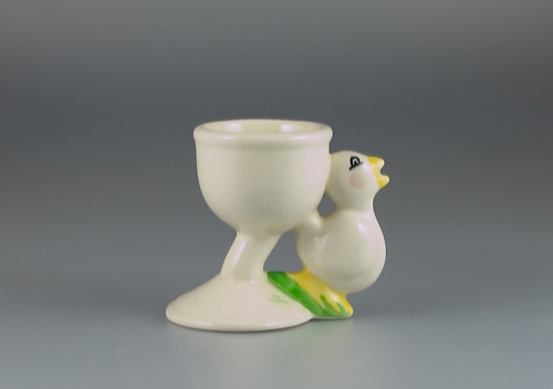 Carlton Ware Lustre Pottery Chick Eggcup - withdrawn
