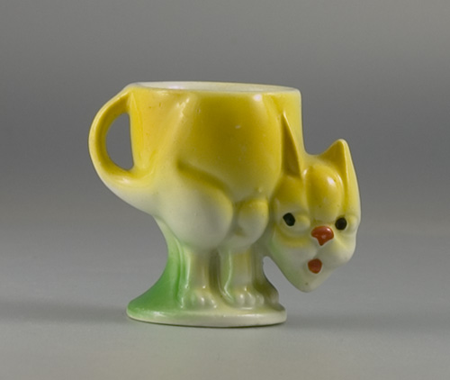 Arched Cat Egg Cup - (pre-war german)